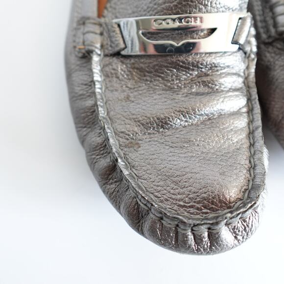 Coach Nola Silver Calf Grain Leather Logo Slip On Driving Shoe Moccasin Loafers - Picture 4 of 16